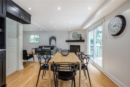 4107 Wheelwright Crescent, Mississauga, ON - Indoor Photo Showing Dining Room