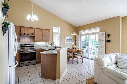 2278 Turnberry Road|Unit #13, Burlington, ON - Indoor Photo Showing Kitchen