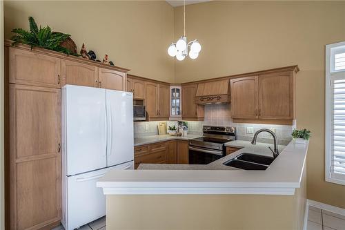 2278 Turnberry Road|Unit #13, Burlington, ON - Indoor Photo Showing Kitchen With Double Sink