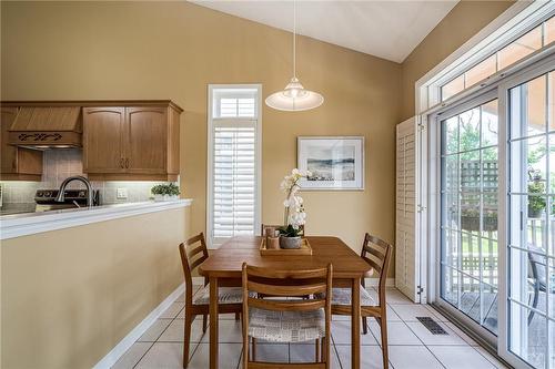 2278 Turnberry Road|Unit #13, Burlington, ON - Indoor Photo Showing Dining Room