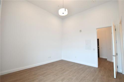 118 King Street E|Unit #Lph 17, Hamilton, ON - Indoor Photo Showing Other Room