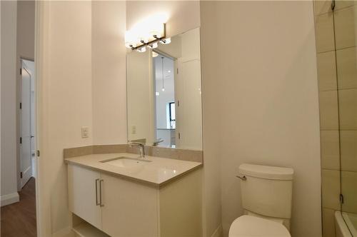 118 King Street E|Unit #Lph 17, Hamilton, ON - Indoor Photo Showing Bathroom