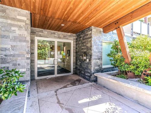 212-20 Barsby Ave, Nanaimo, BC - Outdoor