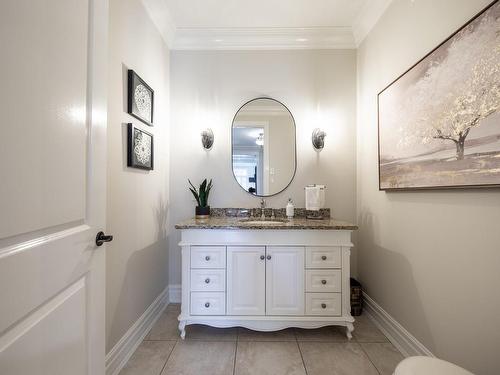 Powder room - 1463 Rue François-P.-Bruneau, Saint-Bruno-De-Montarville, QC - Indoor Photo Showing Bathroom