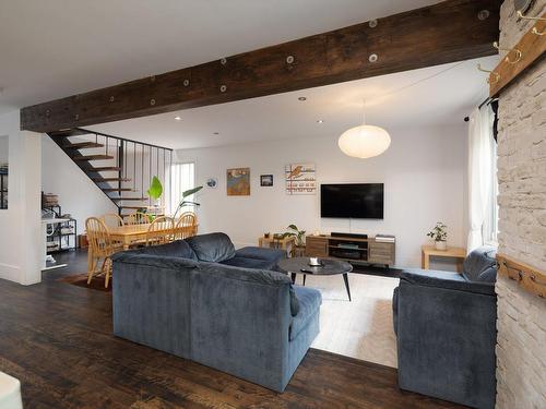 Salon - 5410 15E Avenue, Montréal (Rosemont/La Petite-Patrie), QC - Indoor Photo Showing Living Room