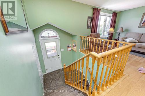 10 Palling Lane, Barrie, ON - Indoor Photo Showing Other Room