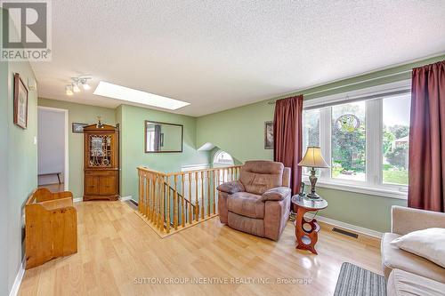 10 Palling Lane, Barrie, ON - Indoor