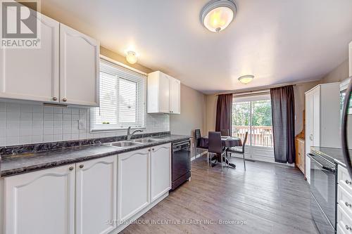 10 Palling Lane, Barrie, ON - Indoor Photo Showing Kitchen With Double Sink