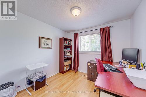 10 Palling Lane, Barrie, ON - Indoor Photo Showing Office