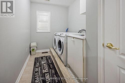 31 Daleridge Crescent, Brampton (Bram East), ON - Indoor Photo Showing Laundry Room