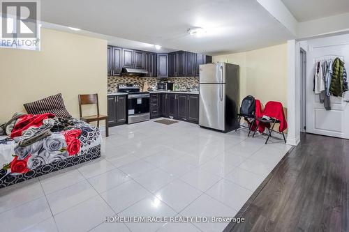 31 Daleridge Crescent, Brampton (Bram East), ON - Indoor Photo Showing Kitchen