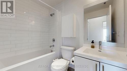 1702 - 65 Speers Road, Oakville (Old Oakville), ON - Indoor Photo Showing Bathroom