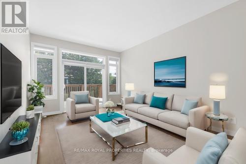 24 Athabaska Drive, Belleville, ON - Indoor Photo Showing Living Room