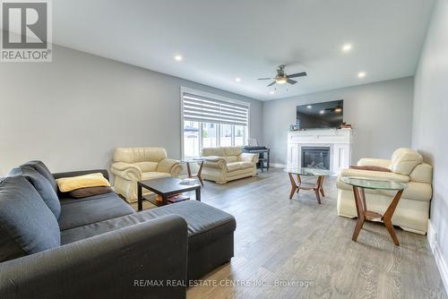 362 Christine Avenue, Lakeshore, ON - Indoor Photo Showing Living Room With Fireplace