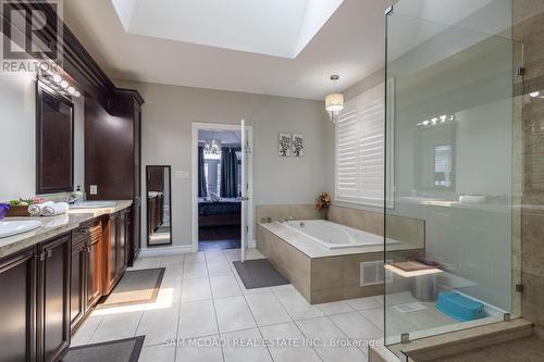 187 Beach Boulevard, Hamilton (Hamilton Beach), ON - Indoor Photo Showing Bathroom