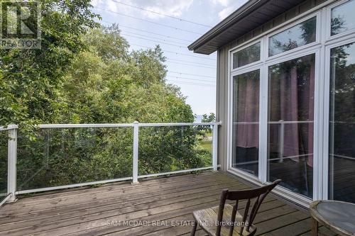 187 Beach Boulevard, Hamilton (Hamilton Beach), ON - Outdoor With Exterior