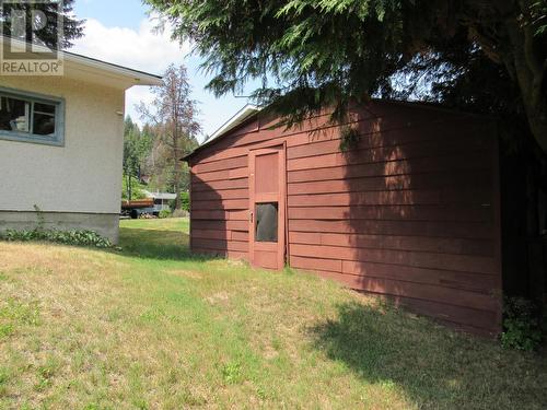 2629 9Th  Avenue, Castlegar, BC - Outdoor With Exterior