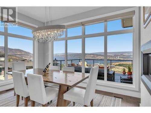 1823 Diamond View Drive, West Kelowna, BC - Indoor Photo Showing Dining Room