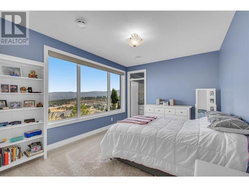 1823 Diamond View Drive, West Kelowna, BC - Indoor Photo Showing Bedroom