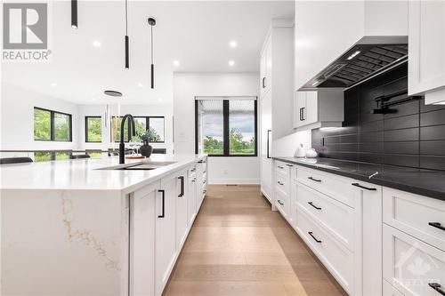 1660 Century Road E, Ottawa, ON - Indoor Photo Showing Kitchen With Upgraded Kitchen