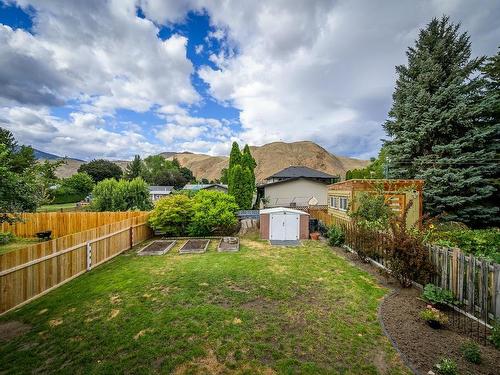 2304 Fleetwood Ave, Kamloops, BC - Outdoor