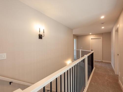 8759 Badger Drive, Kamloops, BC - Indoor Photo Showing Other Room