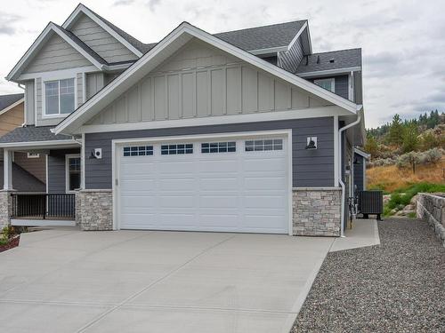 8759 Badger Drive, Kamloops, BC - Outdoor