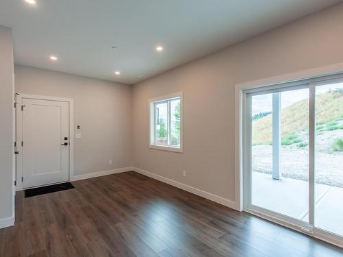 8759 Badger Drive, Kamloops, BC - Indoor Photo Showing Other Room