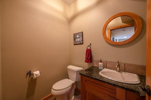 3700 Partridge Road, Naramata, BC - Indoor Photo Showing Bathroom