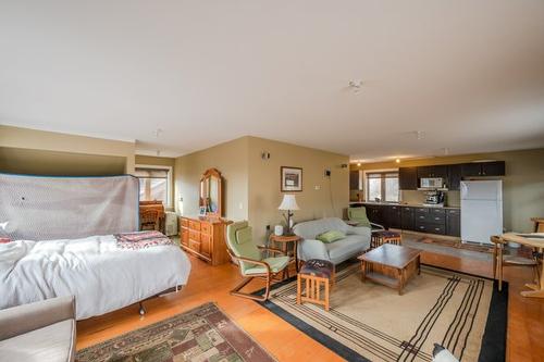 3700 Partridge Road, Naramata, BC - Indoor