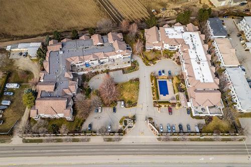 102-2300 Benvoulin Road, Kelowna, BC -  With View