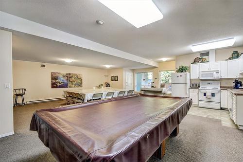 102-2300 Benvoulin Road, Kelowna, BC - Indoor Photo Showing Other Room