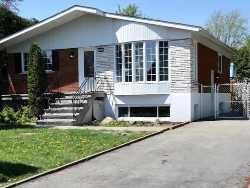 Frontage - 121 Rue Nadon, Laval (Sainte-Rose), QC - Outdoor