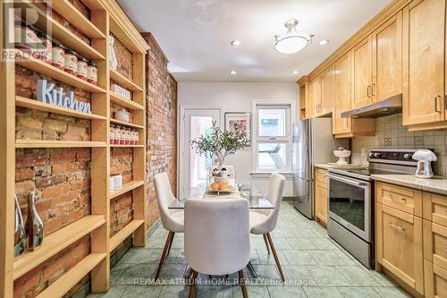 347 Gladstone Avenue, Toronto (Dufferin Grove), ON - Indoor Photo Showing Kitchen