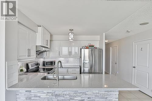 16C - 6 Rosebank Drive, Toronto (Malvern), ON - Indoor Photo Showing Kitchen With Upgraded Kitchen