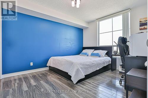 16C - 6 Rosebank Drive, Toronto, ON - Indoor Photo Showing Bedroom