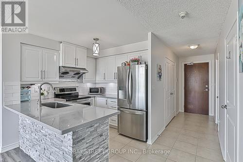 16C - 6 Rosebank Drive, Toronto (Malvern), ON - Indoor Photo Showing Kitchen With Upgraded Kitchen