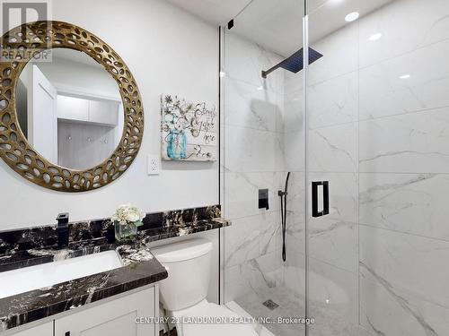 18 Ravenhill Crescent, Markham (Milliken Mills East), ON - Indoor Photo Showing Bathroom