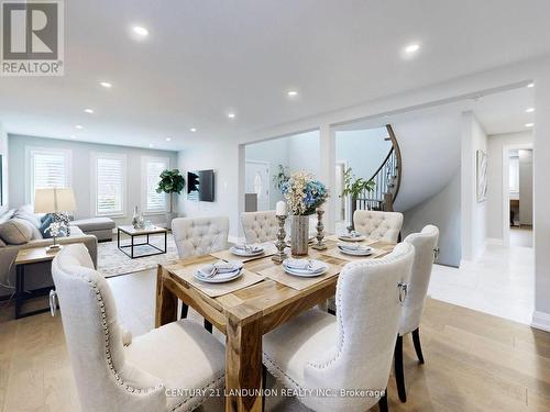 18 Ravenhill Crescent, Markham (Milliken Mills East), ON - Indoor Photo Showing Dining Room