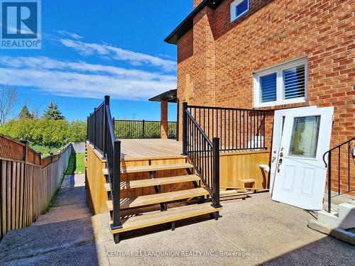 18 Ravenhill Crescent, Markham (Milliken Mills East), ON - Outdoor With Deck Patio Veranda With Exterior