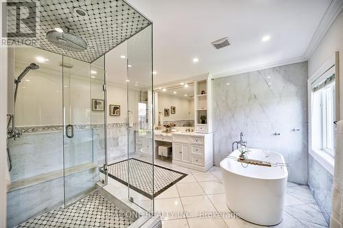 26 Clarendon Drive, Richmond Hill (Bayview Hill), ON - Indoor Photo Showing Bathroom