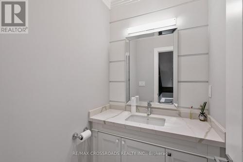 136 Church Avenue S, Toronto (Willowdale East), ON - Indoor Photo Showing Bathroom