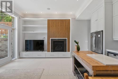 136 Church Avenue S, Toronto (Willowdale East), ON - Indoor With Fireplace