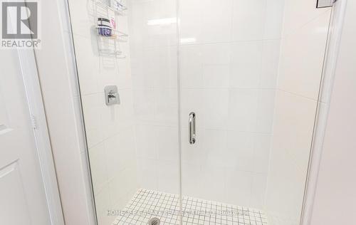 1213 - 35 Watergarden Drive, Mississauga (Hurontario), ON - Indoor Photo Showing Bathroom