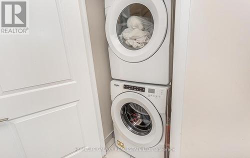 1213 - 35 Watergarden Drive, Mississauga (Hurontario), ON - Indoor Photo Showing Laundry Room