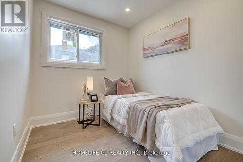 278 Mississauga Valley Boulevard, Mississauga (Mississauga Valleys), ON - Indoor Photo Showing Bedroom