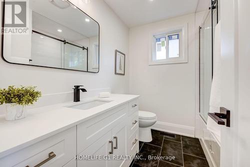 278 Mississauga Valley Boulevard, Mississauga (Mississauga Valleys), ON - Indoor Photo Showing Bathroom