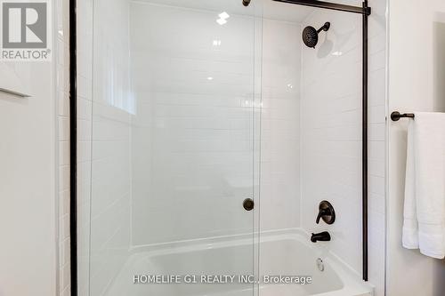 278 Mississauga Valley Boulevard, Mississauga (Mississauga Valleys), ON - Indoor Photo Showing Bathroom