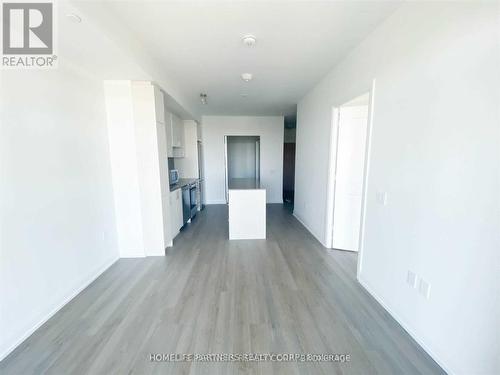 513 - 50 George Butchart Drive, Toronto (Downsview-Roding-Cfb), ON - Indoor Photo Showing Other Room