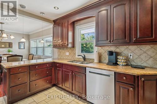 148 Boxley Road, Burlington, ON - Indoor Photo Showing Kitchen With Double Sink